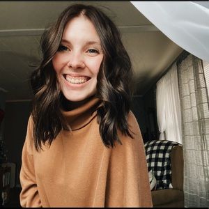 Meet your Posher, Renee